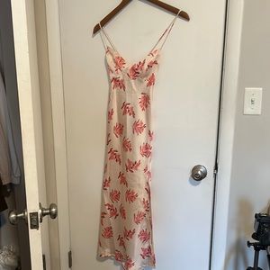 Princess polly floral midi dress with slit on leg